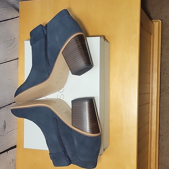 Sole Society Lyriq Suede Booties - Picture 3 of 6